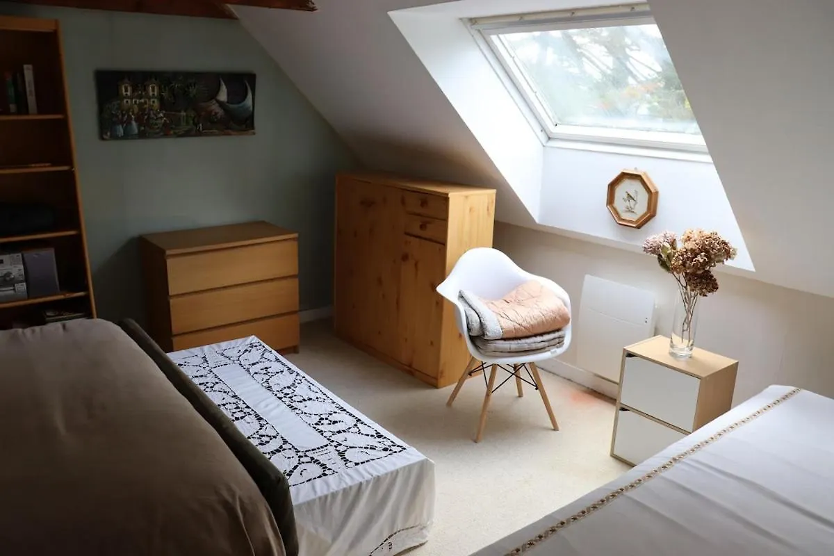 Kermenhir, A Charming 18Th Century Breton Farmhouse Loctudy Villa