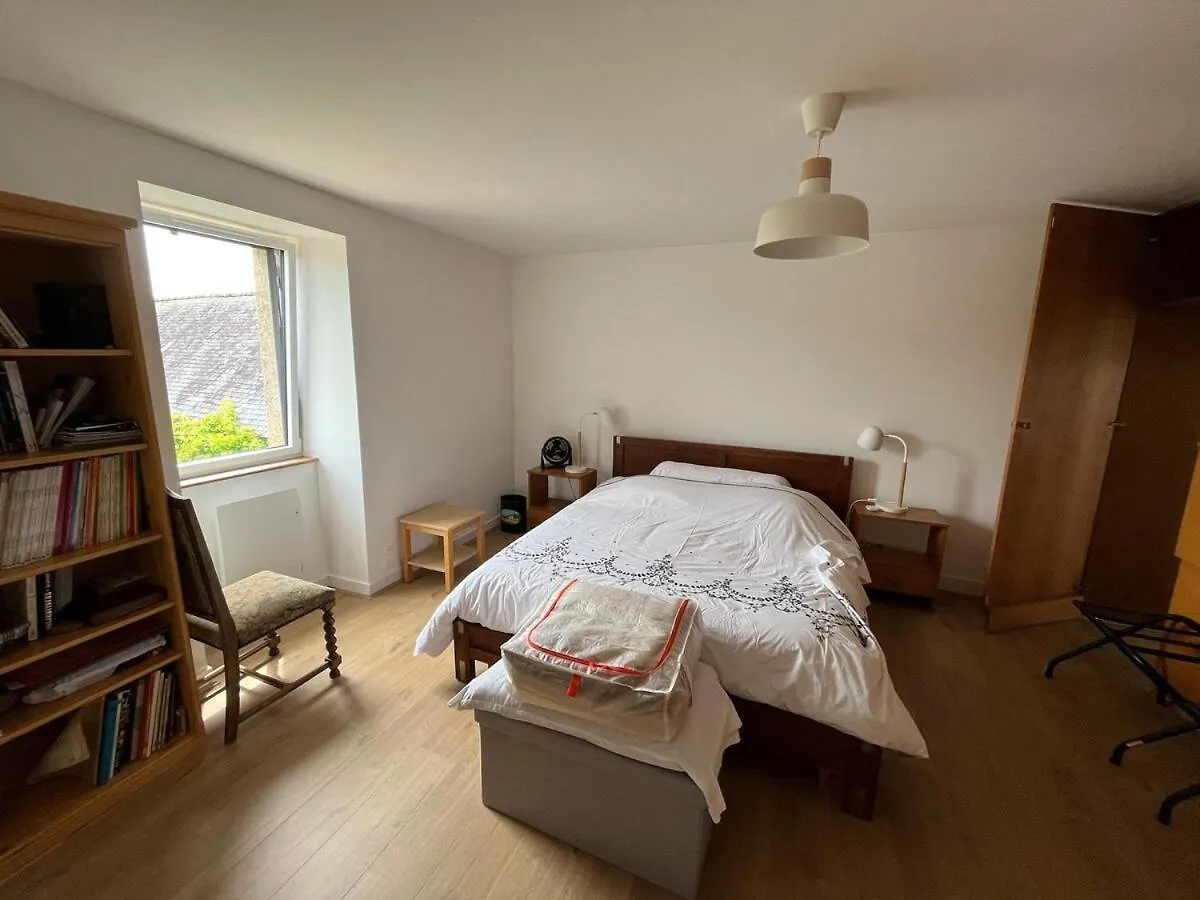 Villa Kermenhir, A Charming 18Th Century Breton Farmhouse Loctudy