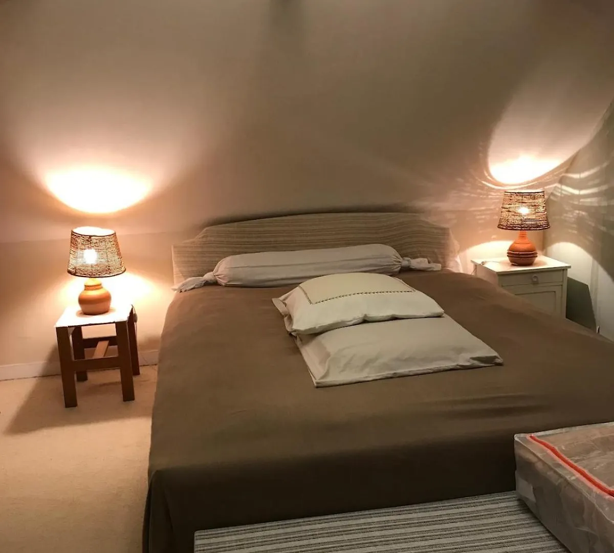 Kermenhir, A Charming 18Th Century Breton Farmhouse Loctudy Villa